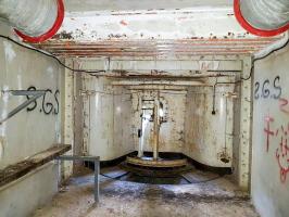 Ligne Maginot - GORDOLON (GN) - (Ouvrage d'artillerie) - Bloc 3
Chambres des 75mm (vides les 2)