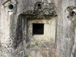 Ligne Maginot - CEZF-4 - SARRE UNION NORD-EST - (Casemate d'infanterie - Double) - Créneau mitrailleuse