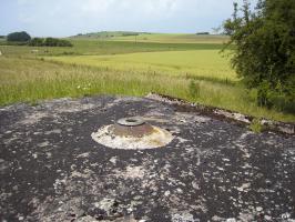 Ligne Maginot - DB26 - (Blockhaus pour canon) - L'orifice du périscope