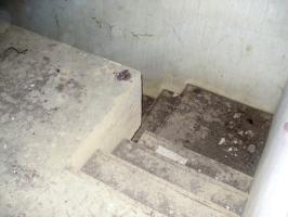 Ligne Maginot - GUERLETTE - (Casemate d'infanterie - double) - L'escalier vers le sous-sol