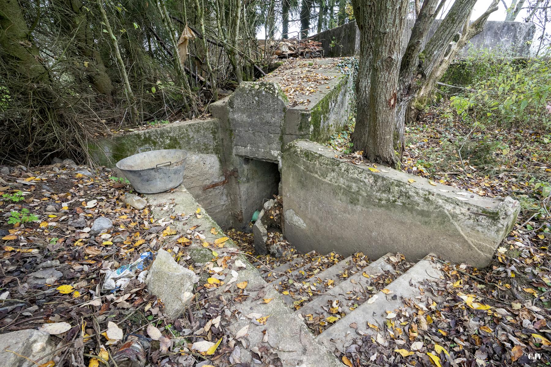 Ligne Maginot - CB286 - PESCH OUEST - (Blockhaus pour arme infanterie) - L'entrée du blockhaus