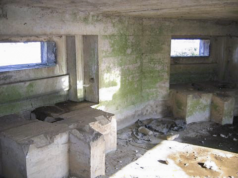 Ligne Maginot - B641 - EPINETTE SUD - (Blockhaus pour canon) - L'intérieur