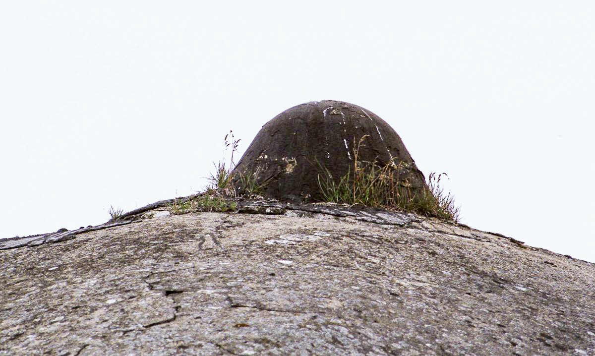 Ligne Maginot - B670 - OSTERGNIES EST - (Blockhaus pour canon) - 