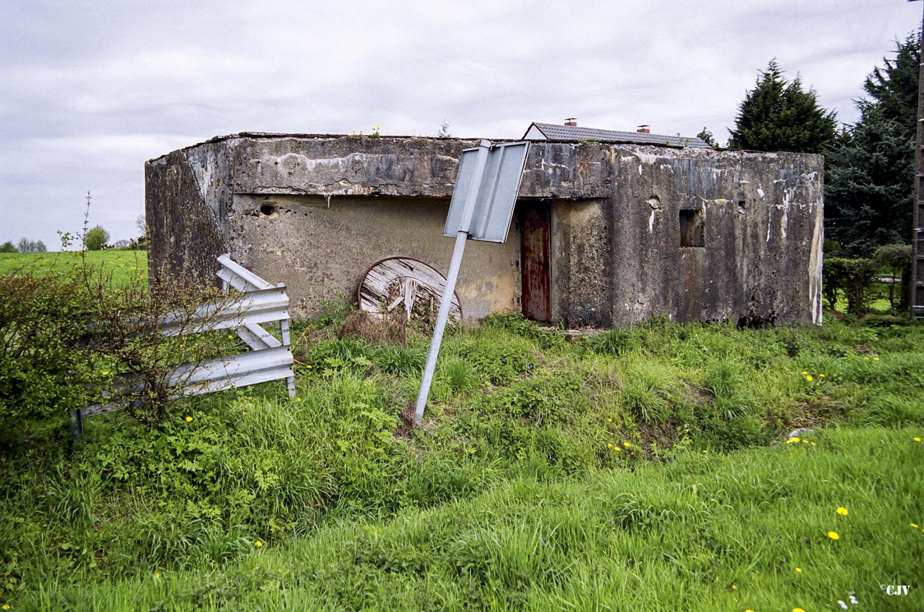 Ligne Maginot - B681 - QUATRE-BRAS - (Blockhaus pour canon) - 