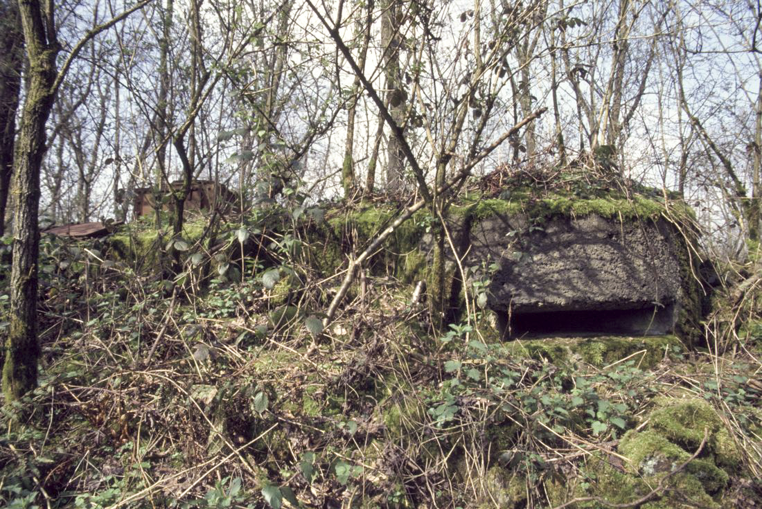 Ligne Maginot - B656 - FORT DE CERFONTAINE - (Observatoire d'artillerie) - Observatoire Char FT et créneau.