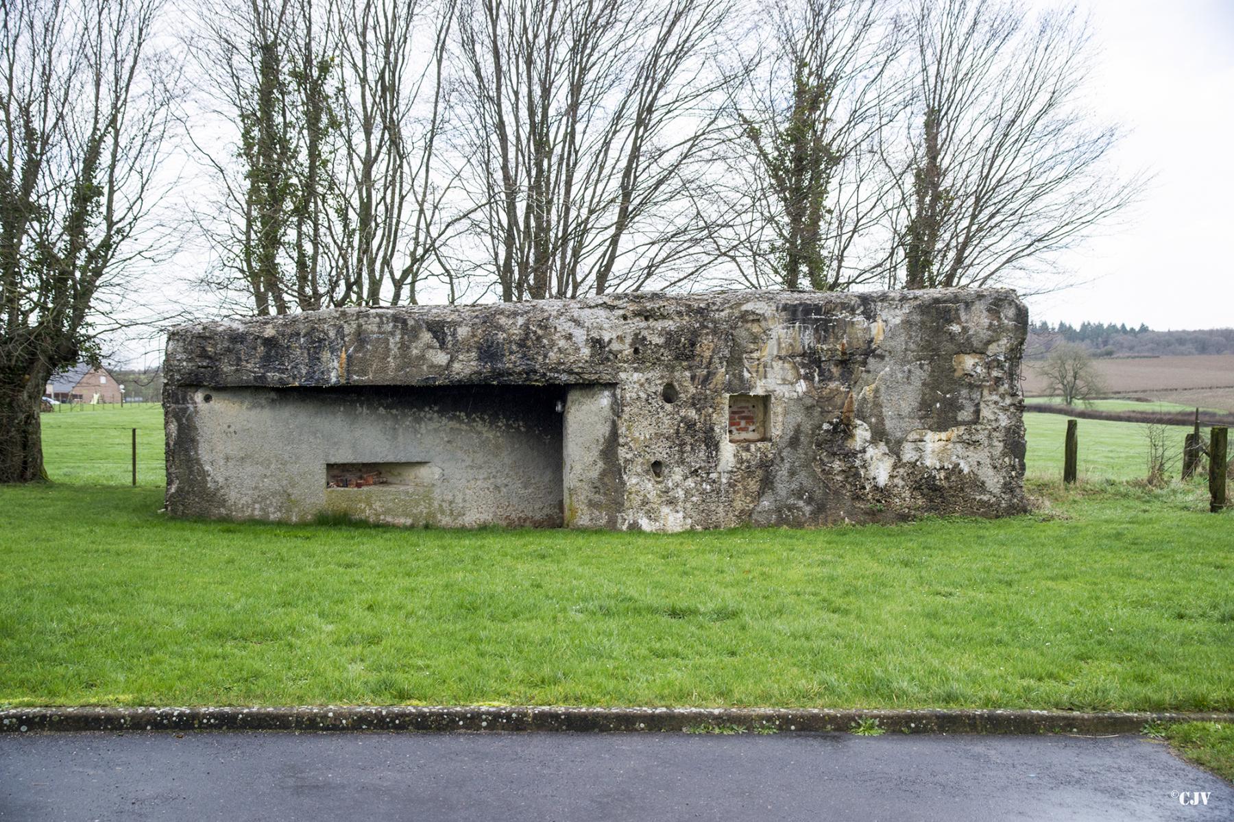 Ligne Maginot - B711 - SOLRE LE CHATEAU - (Blockhaus pour arme infanterie) - 