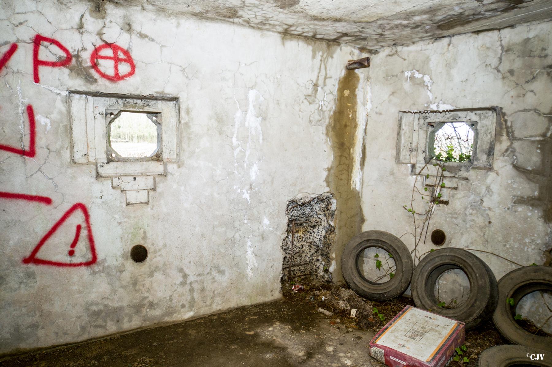 Ligne Maginot - B716 - LES HERELLES - (Blockhaus pour canon) - 