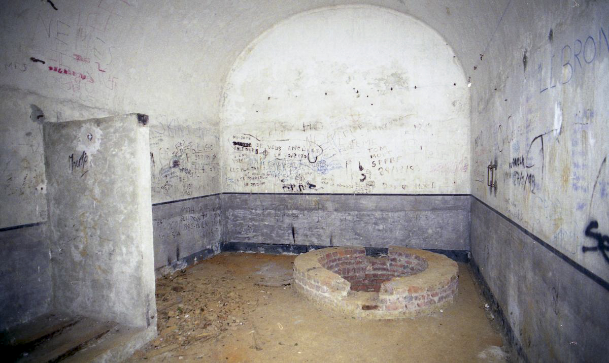 Ligne Maginot - BOUSSOIS - (Ouvrage d'infanterie) - Puits