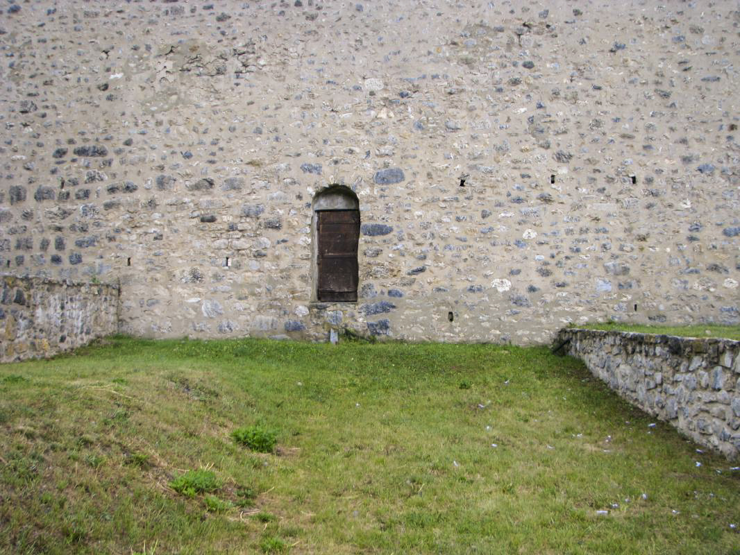 Ligne Maginot - BRIANCON - (Central téléphonique isolé) - Porte situé à proximité de l'église, injustement attribuée au central téléphonique