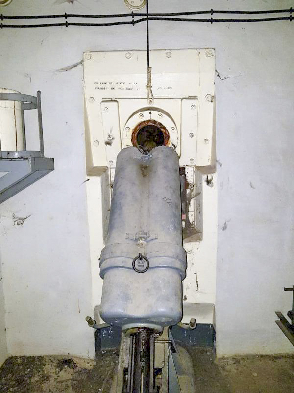 Ligne Maginot - GORDOLON (GN) - (Ouvrage d'artillerie) - Bloc 2
Mortier de 81mm.
Culasse de pièce n°21