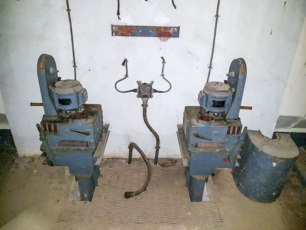 Ligne Maginot - GORDOLON (GN) - (Ouvrage d'artillerie) - Bloc 2
Mortier de 81mm
Noria des pièces