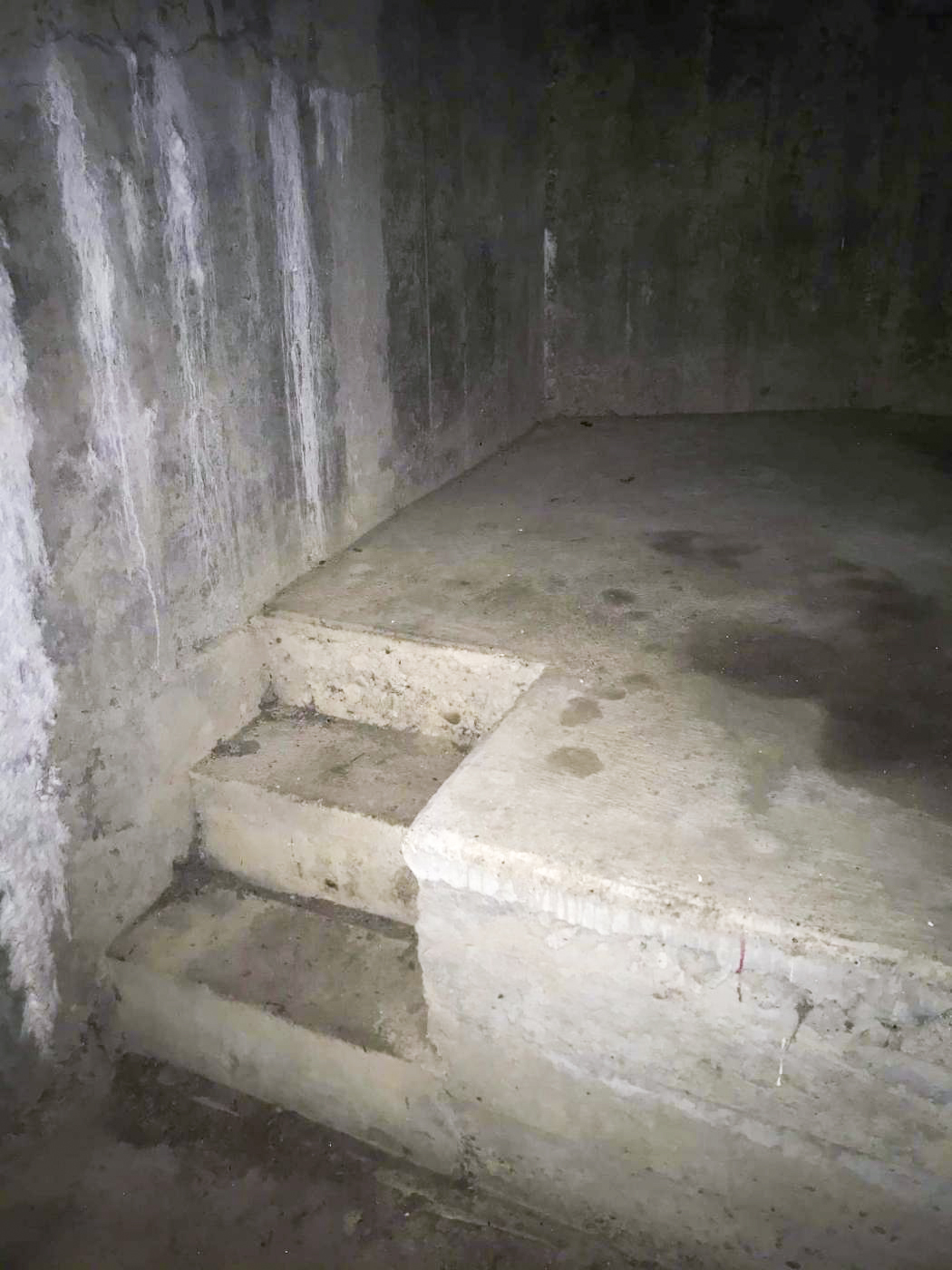 Ligne Maginot - PORT DE FORT-LOUIS - (Blockhaus pour arme infanterie) - Plateforme bétonnée