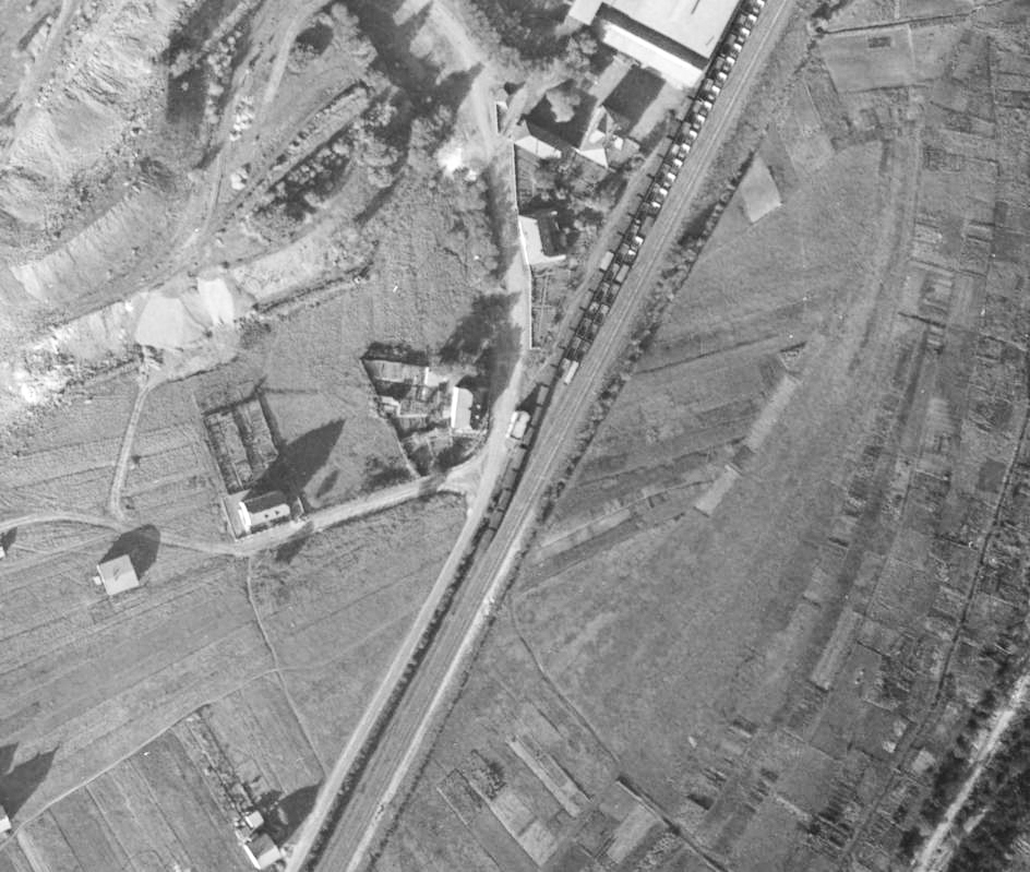 Ligne Maginot - VIEUX-STIRING NORD-EST (MF DE) - (Poste GRM - Maison Forte) - Photographie aérienne de 1954