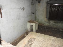 Ligne Maginot - WOLFSREDGEN EST - (Blockhaus pour canon) - L'un des massifs de stabilisation du canon et l'entrée matériel.