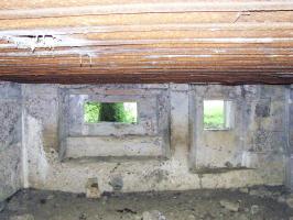 Ligne Maginot - 102 - FOSSE COLIN NOIZET - (Blockhaus lourd type STG / STG-FCR - Double) - Créneaux de tir est
