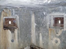 Ligne Maginot - MF15 - R - BOUCHON LOUIS VAL - (Poste GRM - Maison Forte) - L'angle gauche vers l'avant