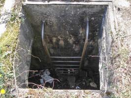 Ligne Maginot - MF15 - R - BOUCHON LOUIS VAL - (Poste GRM - Maison Forte) - 1er étage, la trappe d'accès depuis la blockhaus