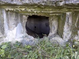 Ligne Maginot - 5 - BELLEVUE SUD - (Blockhaus pour arme infanterie) - Créneau gauche