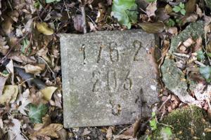 Ligne Maginot - CB337 - GRAND LOT NORD - (Blockhaus pour arme infanterie) - Borne ou plaque à proximité immédiate du blockhaus. 203 comme 203e Cie de Sapeurs Mineurs du SFT ?
