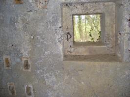 Ligne Maginot - 310 - LA VASALLEE NORD - (Blockhaus pour arme infanterie) - Créneaux FM/(Hotchkiss?)