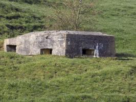 Ligne Maginot - C - CHATEAU DU LIRRY - (Blockhaus pour arme infanterie) - Face frontale, droite