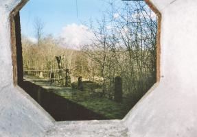 Ligne Maginot - HETTANGE GRANDE - X8 (QUARTIER ROUSSY - III/168°RIF) - (Abri) - Vue depuis le créneau