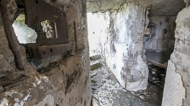 Ligne Maginot - CONFLUENT 3 - (Blockhaus pour arme infanterie) - 
