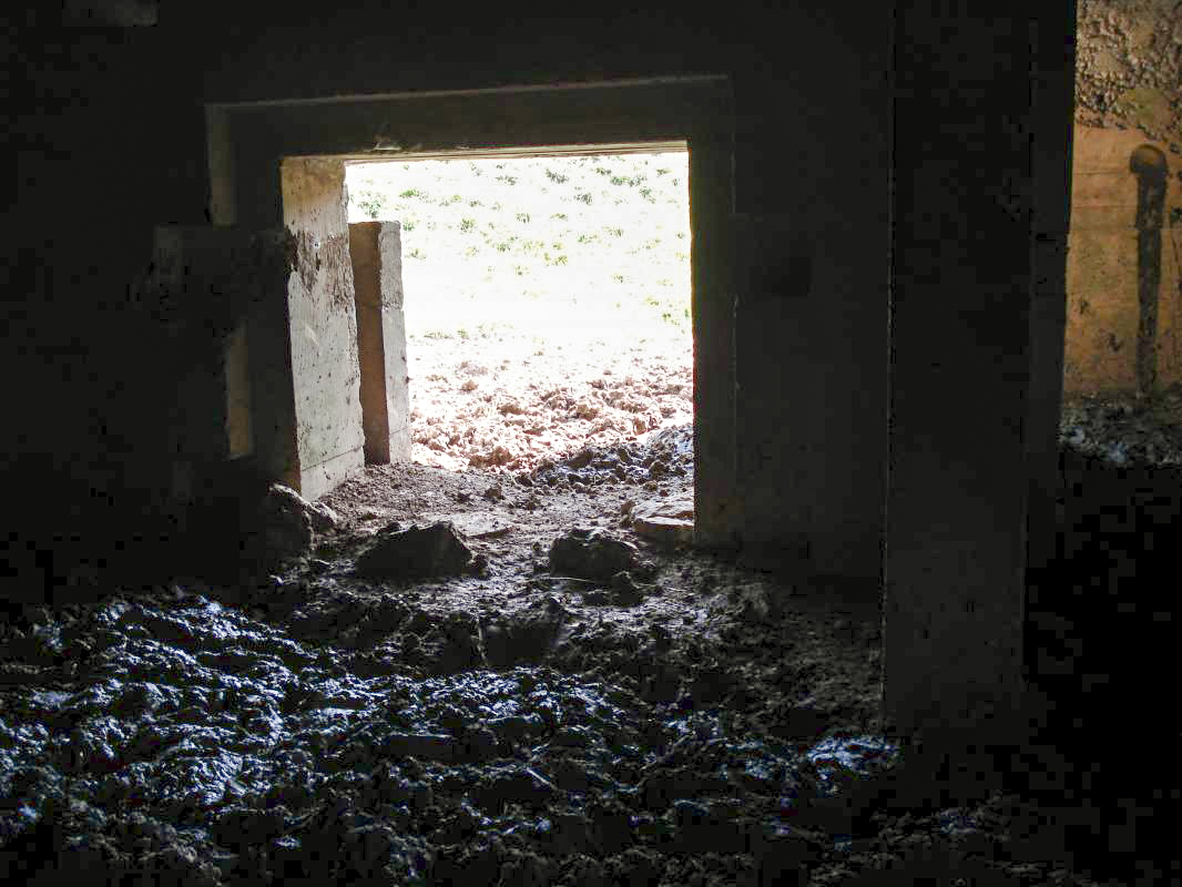 Ligne Maginot - 106 - PONT-MAUGIS - (Blockhaus lourd type STG / STG-FCR - Double) - L'entrée AC