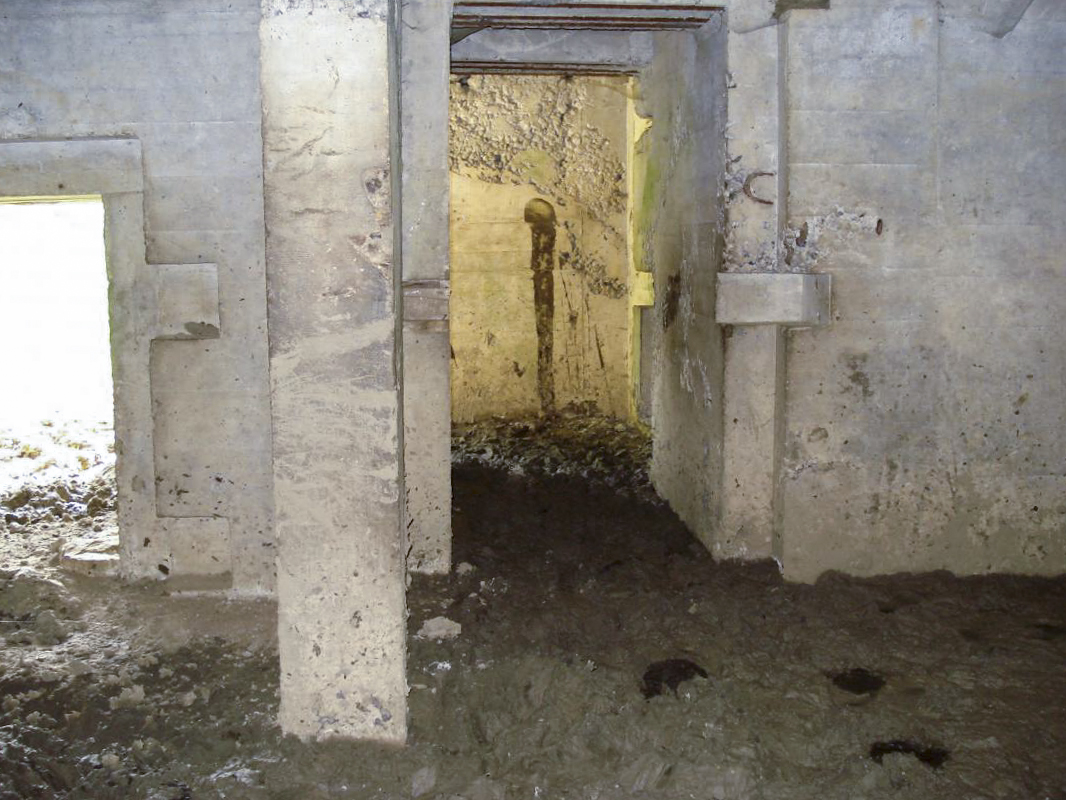 Ligne Maginot - 106 - PONT-MAUGIS - (Blockhaus lourd type STG / STG-FCR - Double) - Les entrées