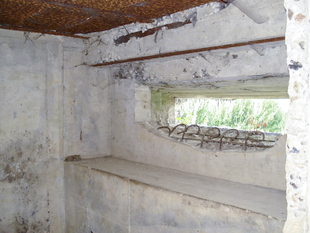 Ligne Maginot - 106 - PONT-MAUGIS - (Blockhaus lourd type STG / STG-FCR - Double) - Les créneaux d'observation