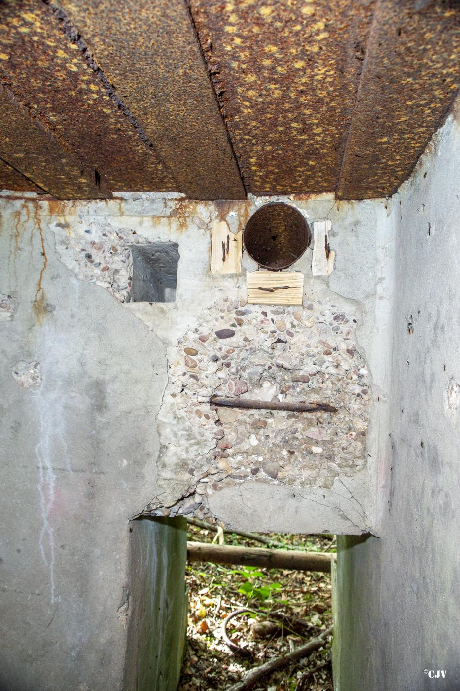 Ligne Maginot - LANGSTWALD 5 - (Blockhaus pour canon) - L'entrée des hommes