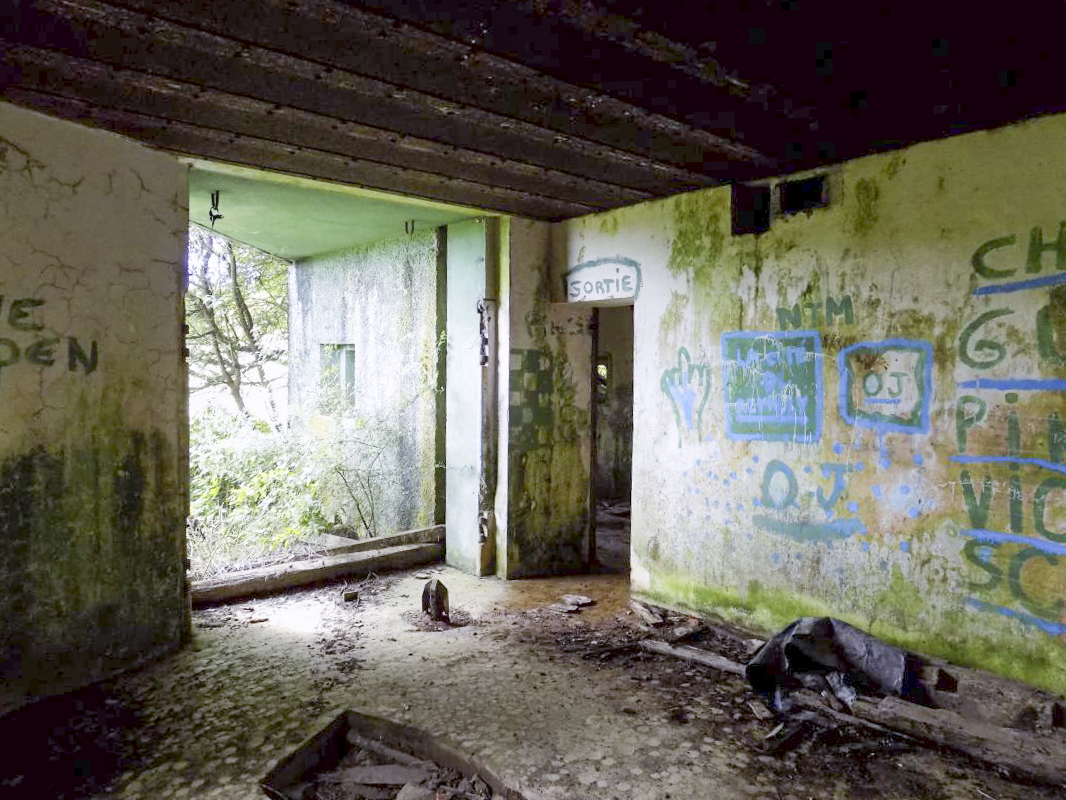 Ligne Maginot - GRAND PAQUIS - (Casemate d'artillerie) - Vue vers l'entrée munitions