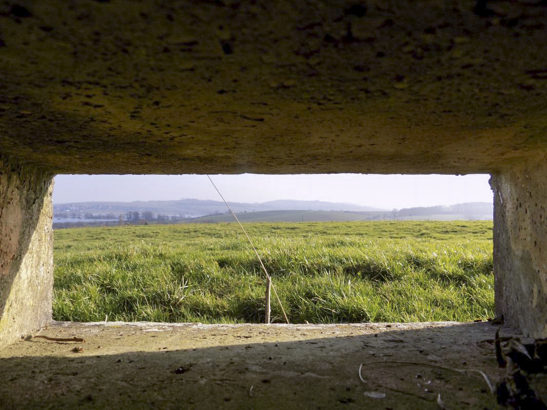 Ligne Maginot - PETIT REMILLY OUEST - (Observatoire d'infanterie) - Vue créneau droite