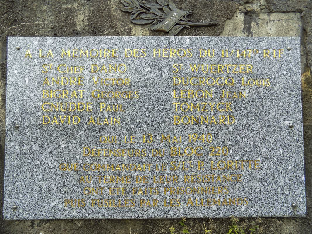 Ligne Maginot - 220 - WADELINCOURT NORD-EST - (Blockhaus pour canon) - Plaque commémorative - R Tucker