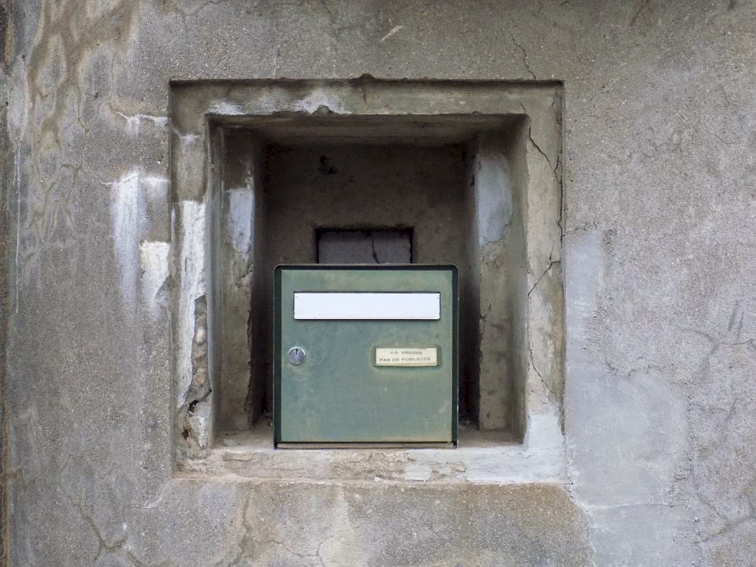 Ligne Maginot - MF8 - K - LA GREVE - (Poste GRM - Maison Forte) - Créneau Fusil, l'angle l'arrière et droite
