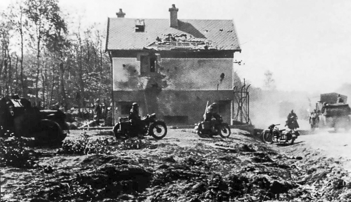 Ligne Maginot - MF10 - M - BOIS DE SAINT MENGES - (Poste GRM - Maison Forte) - 