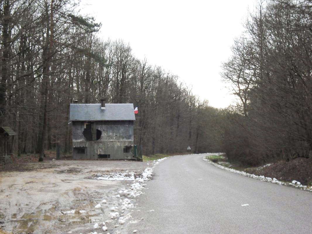 Ligne Maginot - MF10 - M - BOIS DE SAINT MENGES - (Poste GRM - Maison Forte) - 