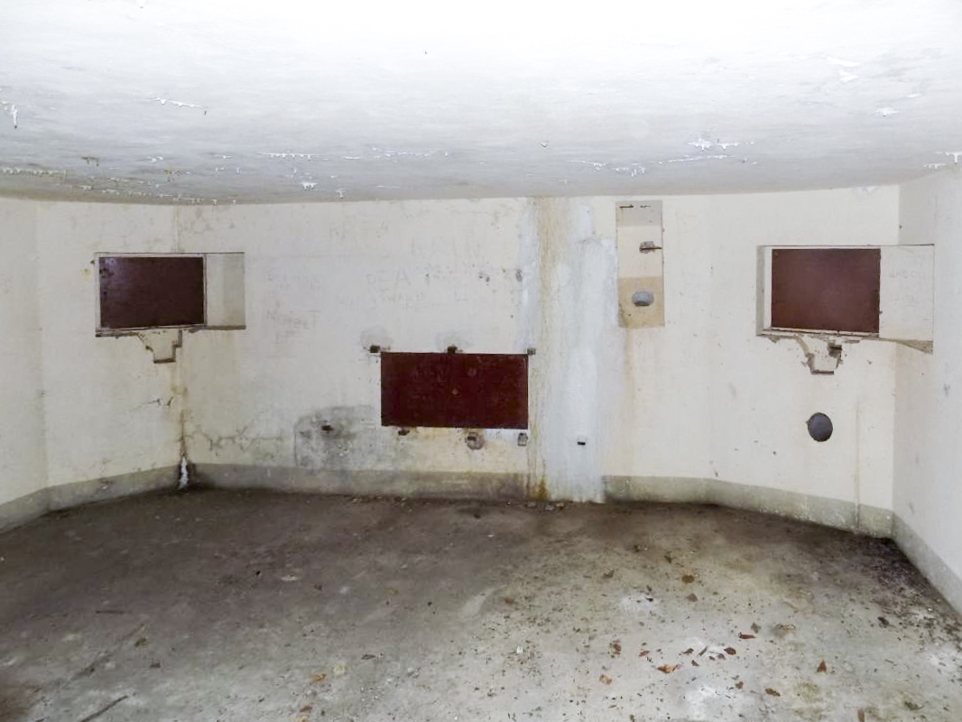 Ligne Maginot - MF10 - M - BOIS DE SAINT MENGES - (Poste GRM - Maison Forte) - Face frontale