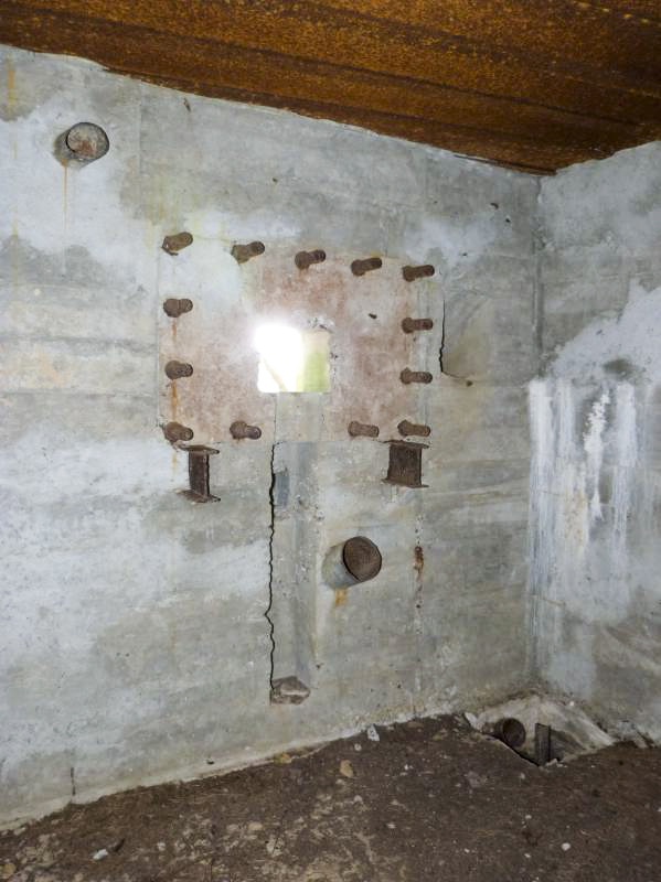 Ligne Maginot - CEZF-18 - LA CASSINE OUEST - (Casemate d'infanterie - double) - 