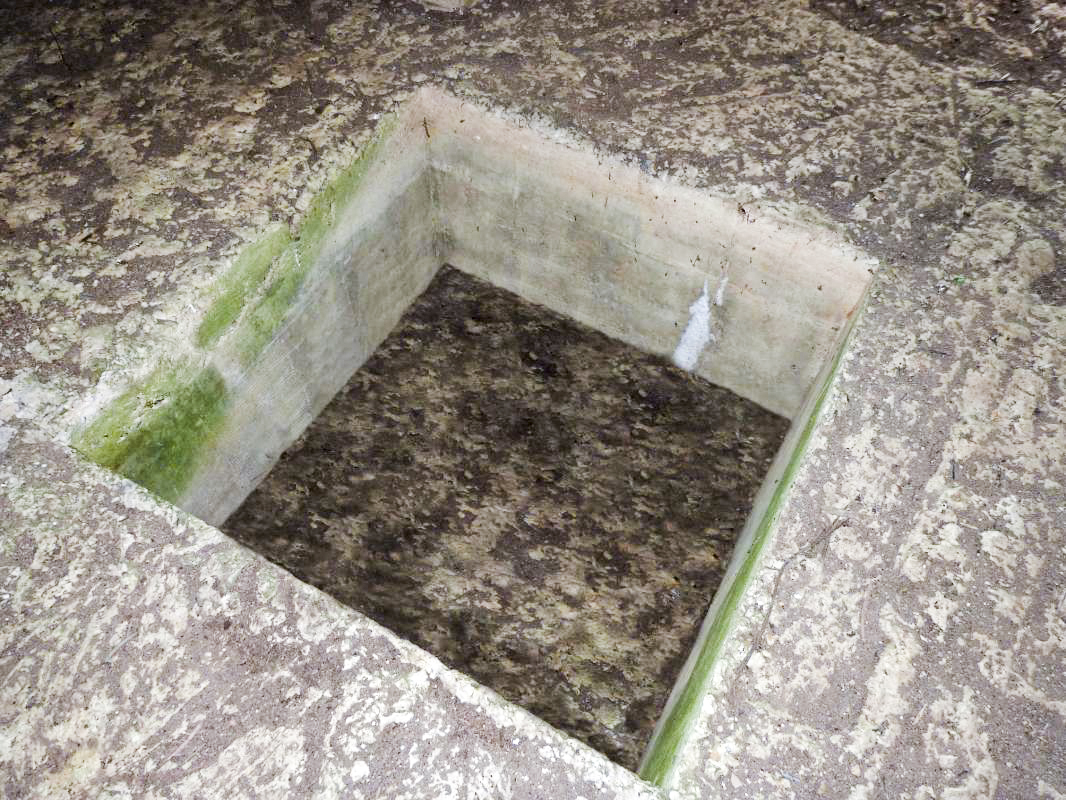 Ligne Maginot - CEZF-18 - LA CASSINE OUEST - (Casemate d'infanterie - double) - 