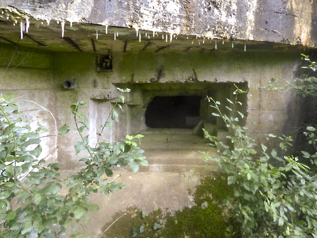 Ligne Maginot - CEZF-18 - LA CASSINE OUEST - (Casemate d'infanterie - double) - 