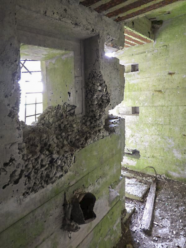 Ligne Maginot - CEZF-18 - LA CASSINE OUEST - (Casemate d'infanterie - double) -  - JMBrams