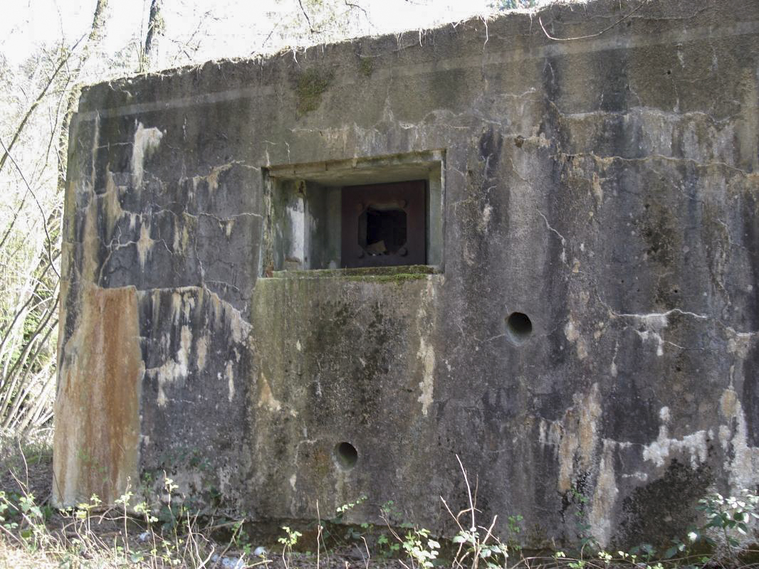 Ligne Maginot - MF15 - R - BOUCHON LOUIS VAL - (Poste GRM - Maison Forte) - Face gauche