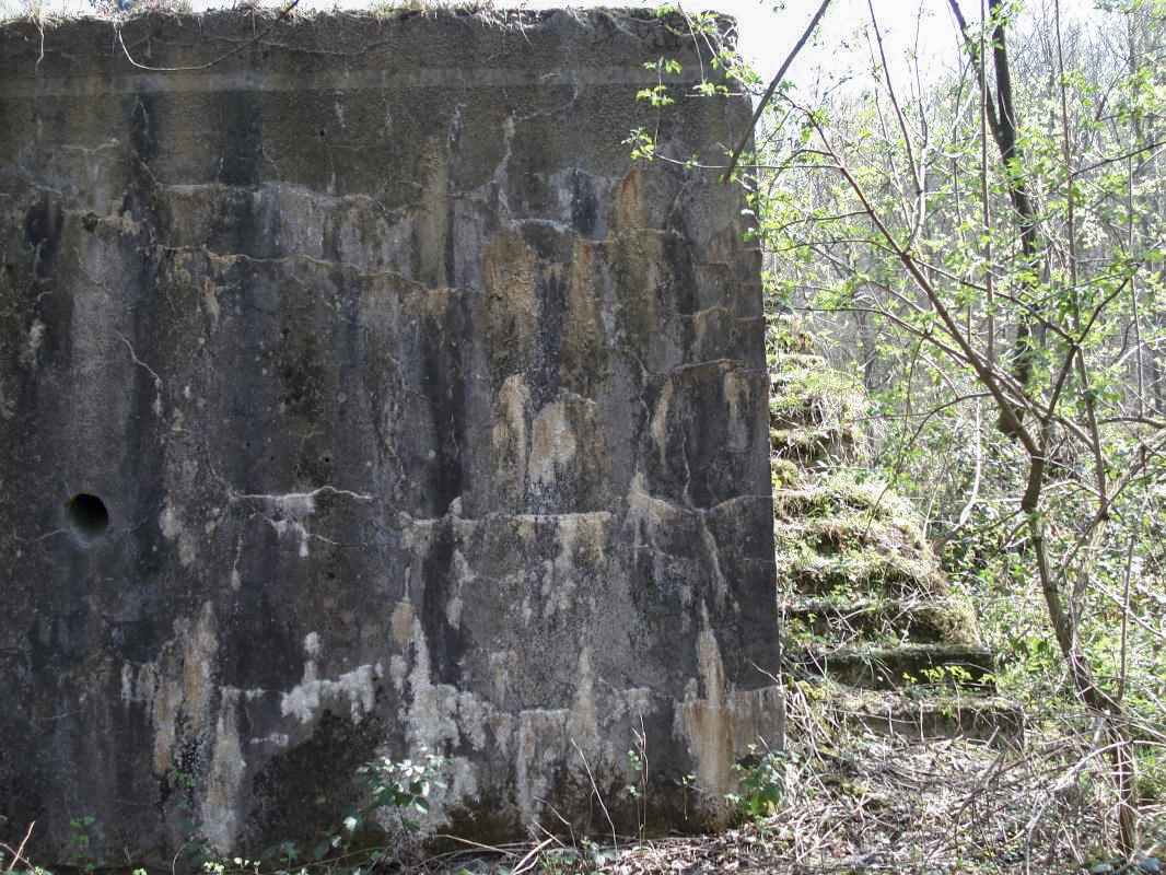 Ligne Maginot - MF15 - R - BOUCHON LOUIS VAL - (Poste GRM - Maison Forte) - Face gauche