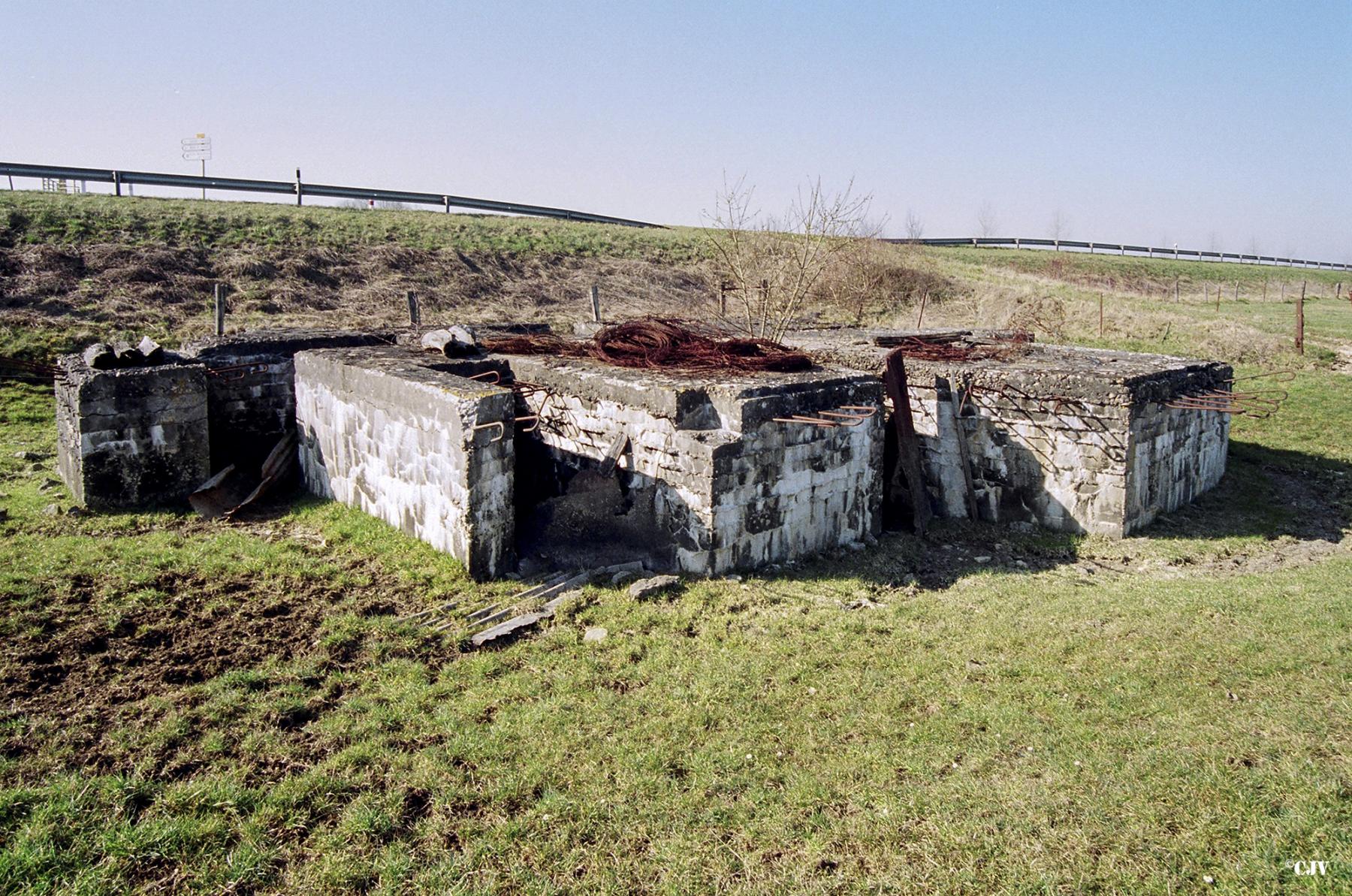 Ligne Maginot - CEZF-29  - LE PAQUIS - (Casemate d'infanterie) - 