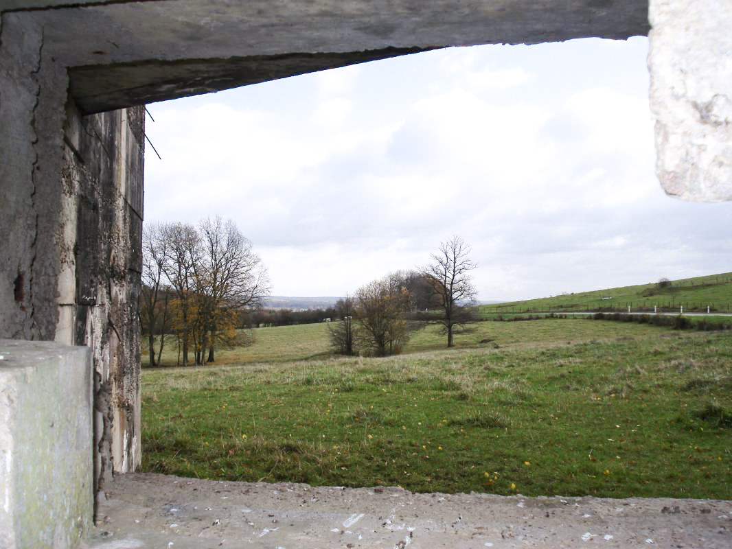 Ligne Maginot - CEZF-34  - LES TOURNILLONS - (Casemate d'infanterie - double) - Vue vers l'est