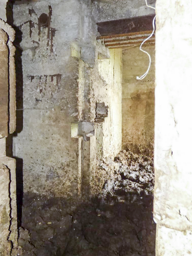 Ligne Maginot - CEZF-40 - FORET DE MANGIENNES - (Casemate d'infanterie) - 