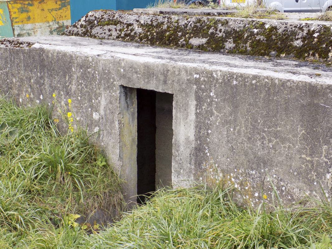Ligne Maginot - R5 - REMILLY NORD - (Blockhaus pour arme infanterie) - L'entrée