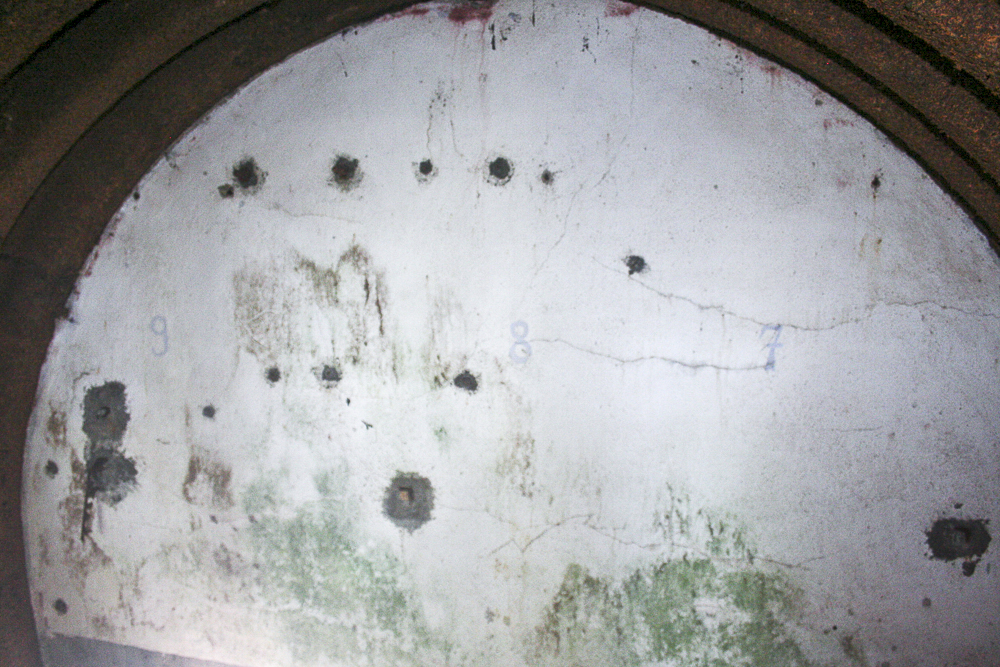 Ligne Maginot - BOIS DE LA COTE (169° RIF) - (PC de Sous-Secteur) - Inscription dans l'une des alvéoles : 7 - 8 - 9
