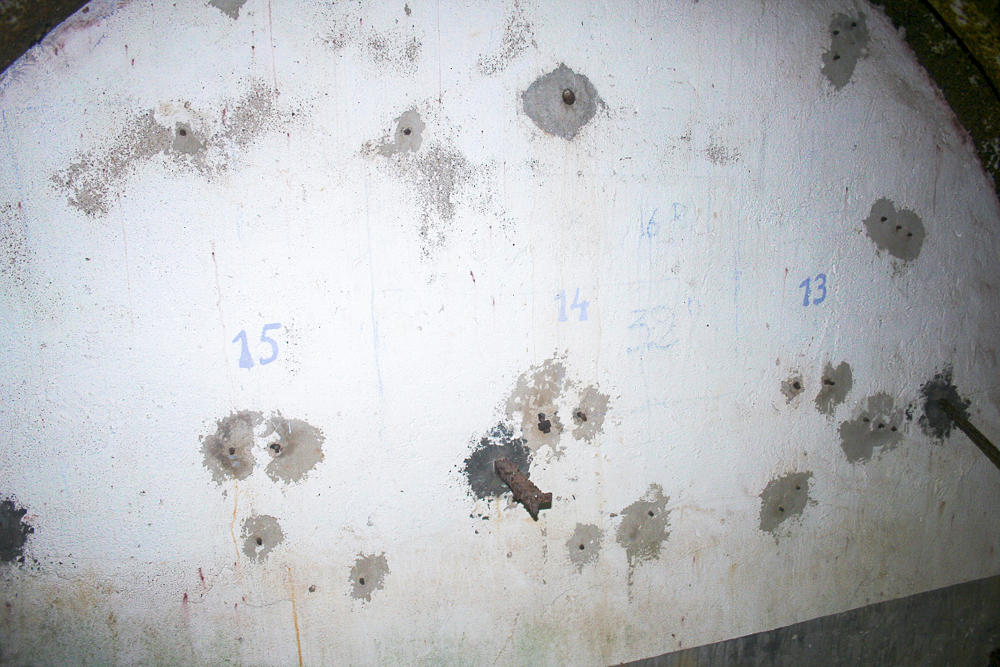 Ligne Maginot - BOIS DE LA COTE (169° RIF) - (PC de Sous-Secteur) - Inscription dans l'une des alvéoles : 13 - 14 - 15